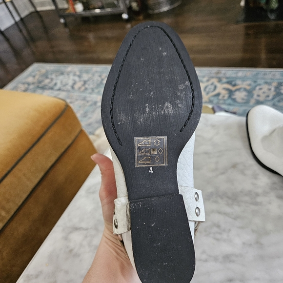 Real Leather Chelsea Boots With Straps - Picture 8 of 12